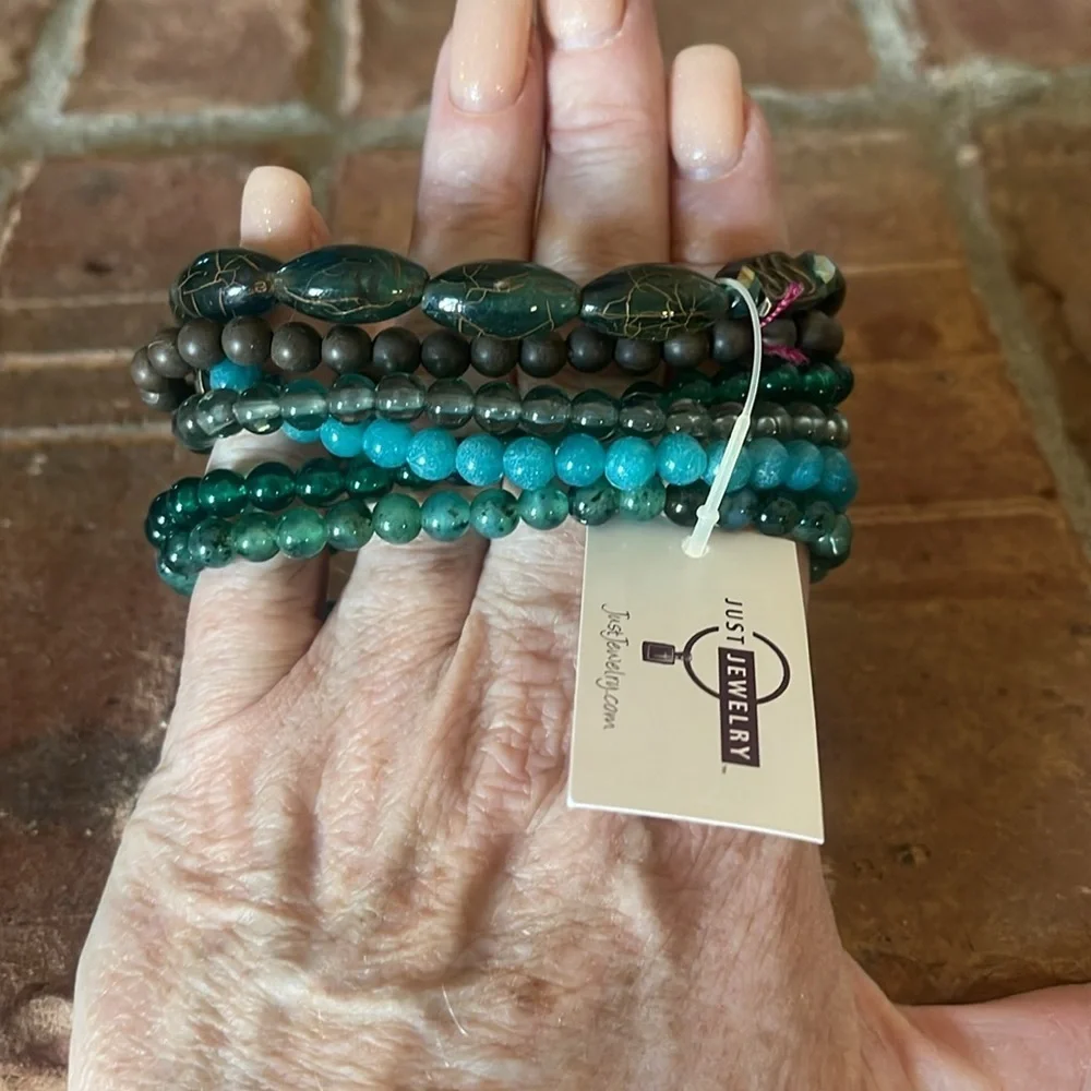 NWT Just Jewelry Teal Beaded Bracelet Set
